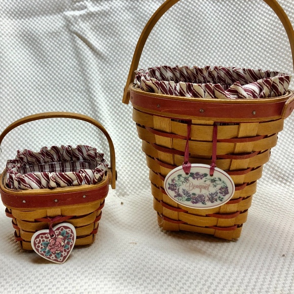 Longaberger Accents | Longaberger Valentine Basket W Liner And